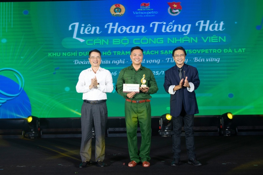 Kết nối cảm xúc, lan tỏa yêu thương - Dấu ấn sẻ chia vì đồng bào vùng lũ