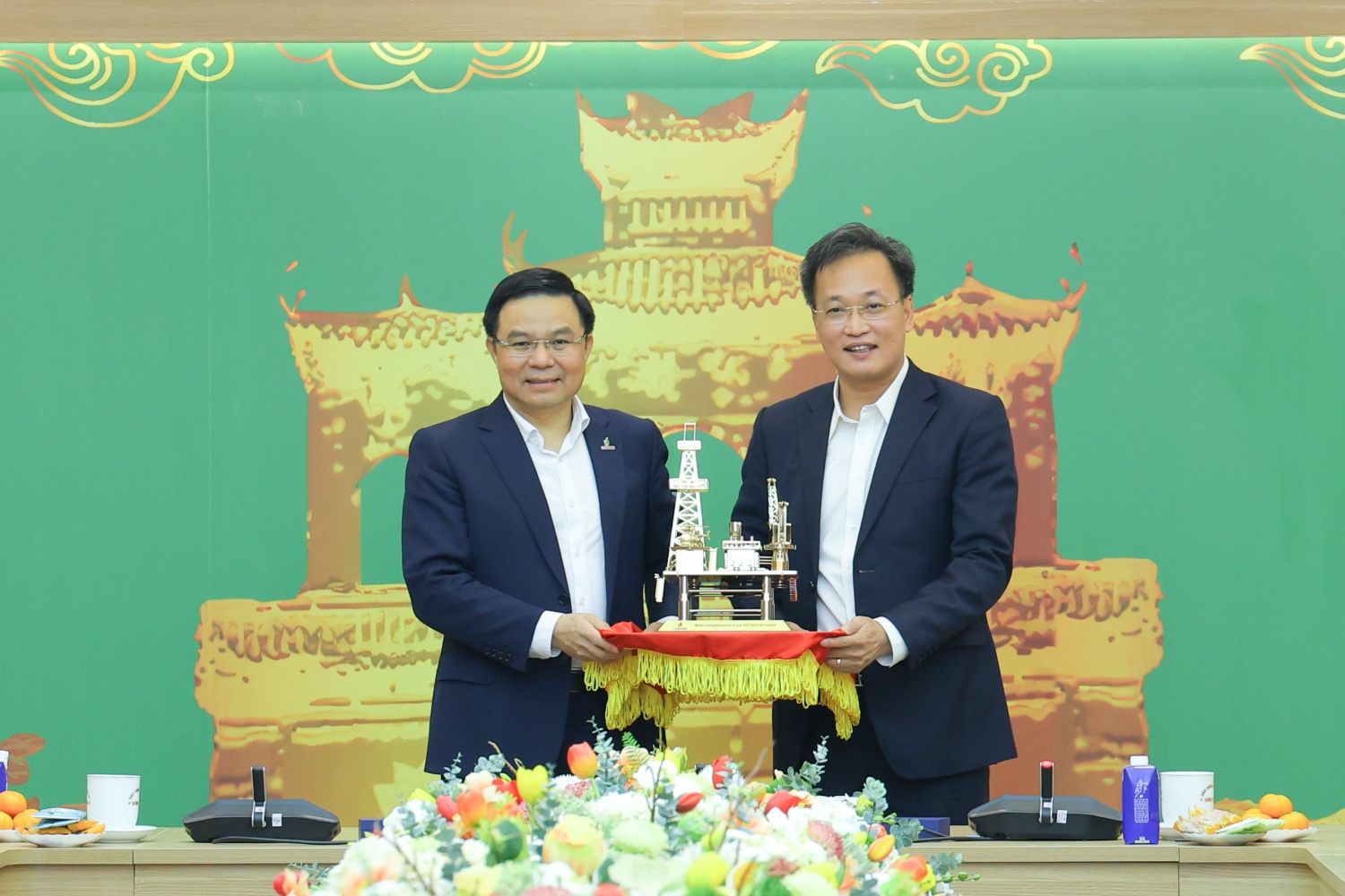 Hướng tới xây dựng Hưng Yên trở thành Trung tâm công nghiệp năng lượng sinh thái hiện đại