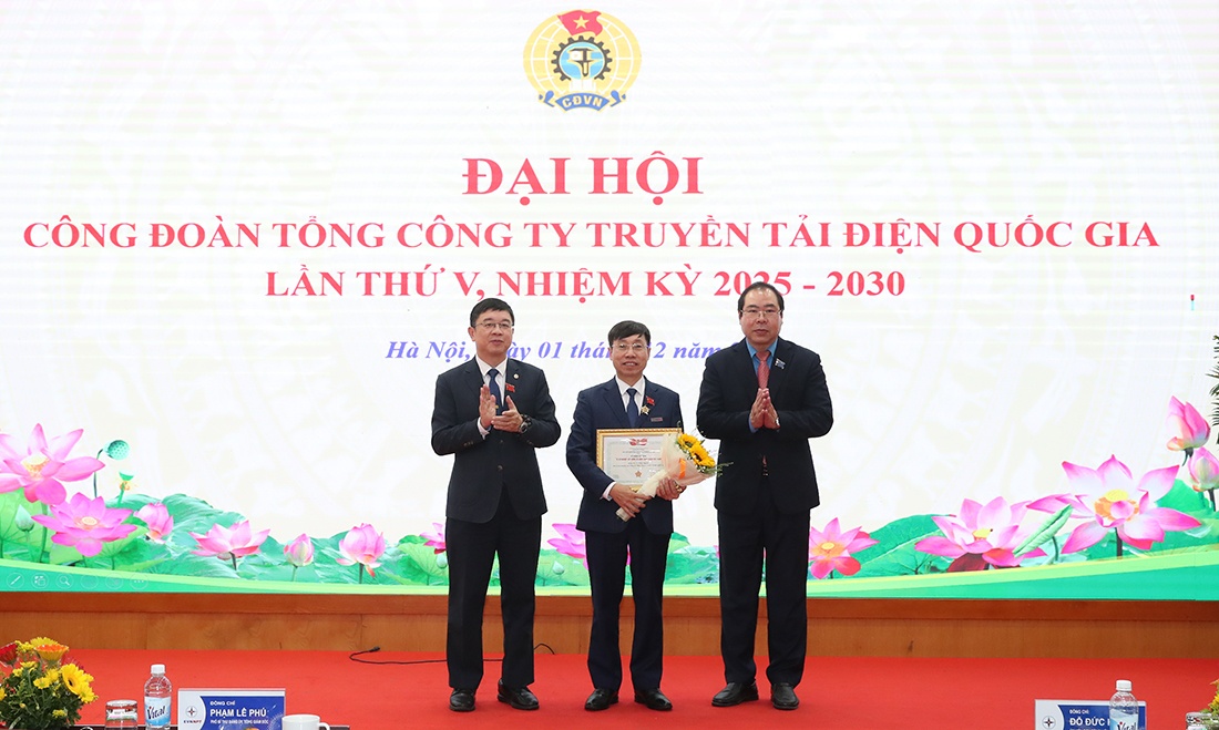 Đại hội Công đoàn EVNNPT lần thứ V, nhiệm kỳ 2025-2030 thành công tốt đẹp