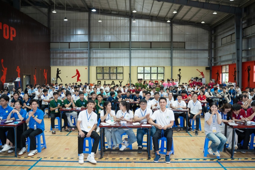 Đội tuyển PVU đạt giải Ba toàn đoàn tại Kỳ thi Olympic Vật lý sinh viên toàn quốc năm 2025