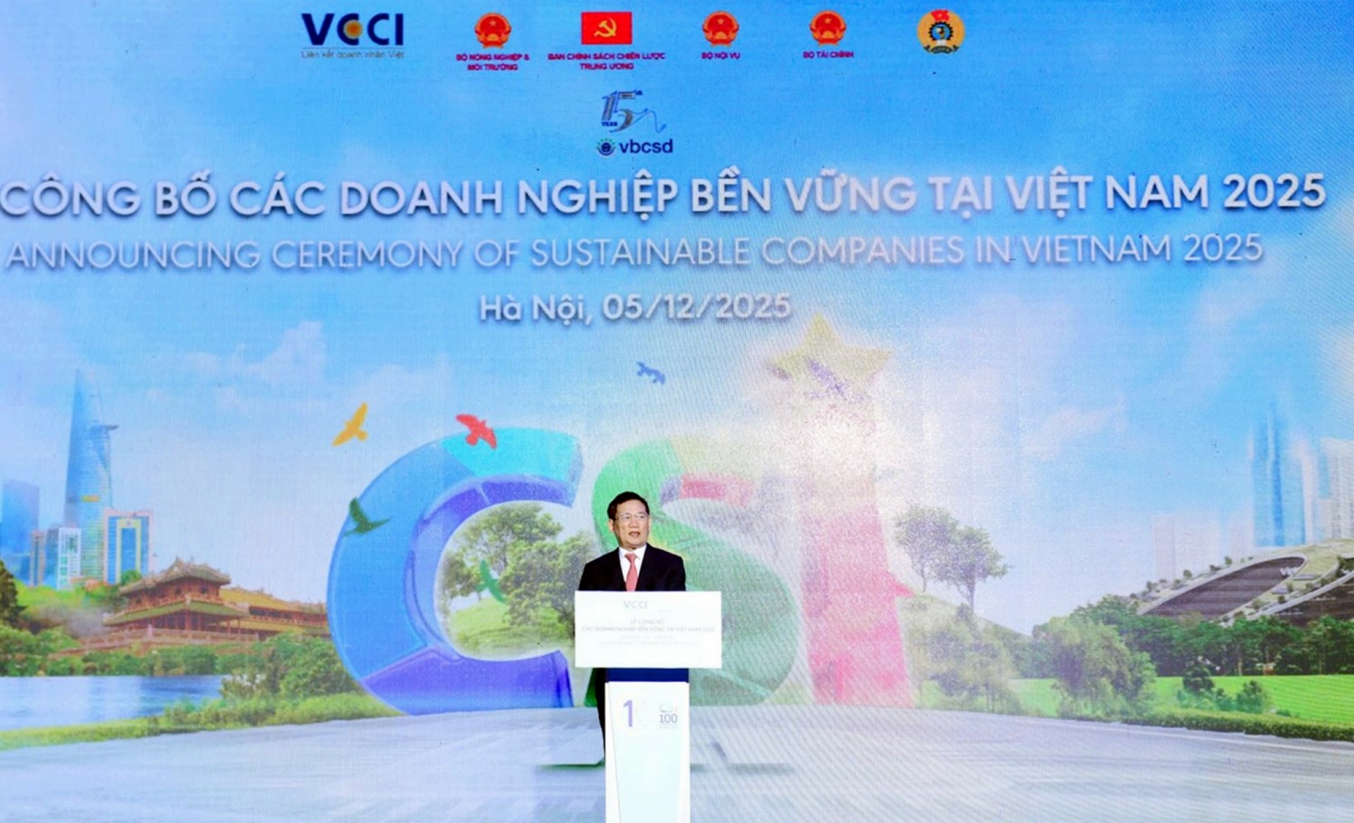 PV Drilling, PVCFC và PTSC được vinh danh Top 100 doanh nghiệp bền vững tại Việt Nam 2025