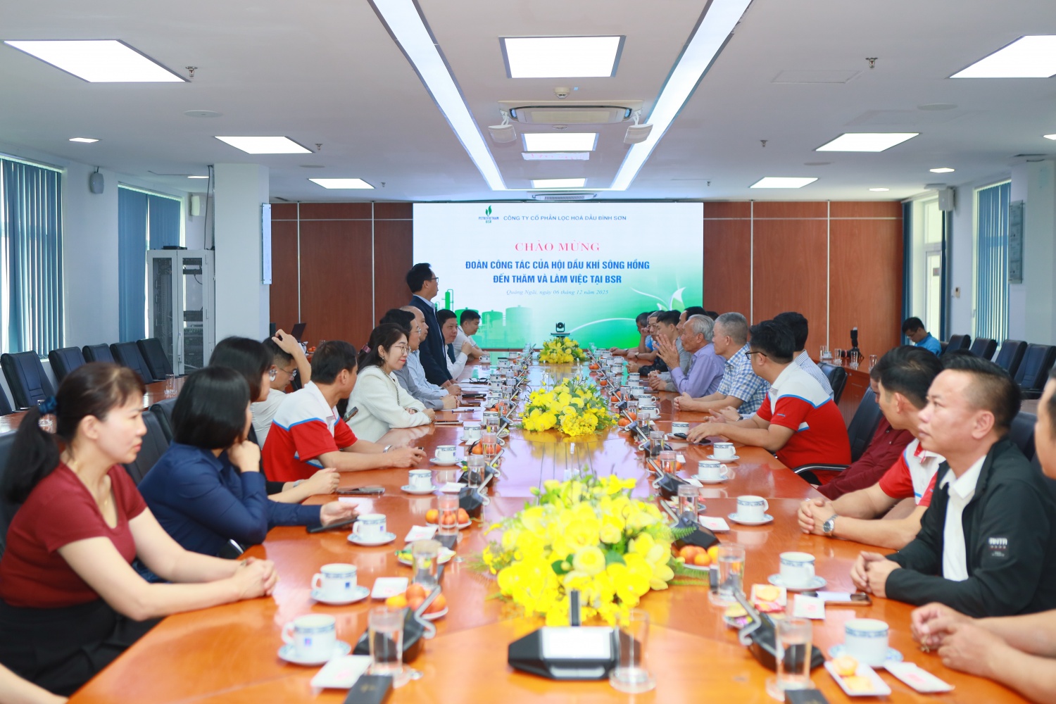 Hành trình của bản lĩnh và trí tuệ Việt Nam