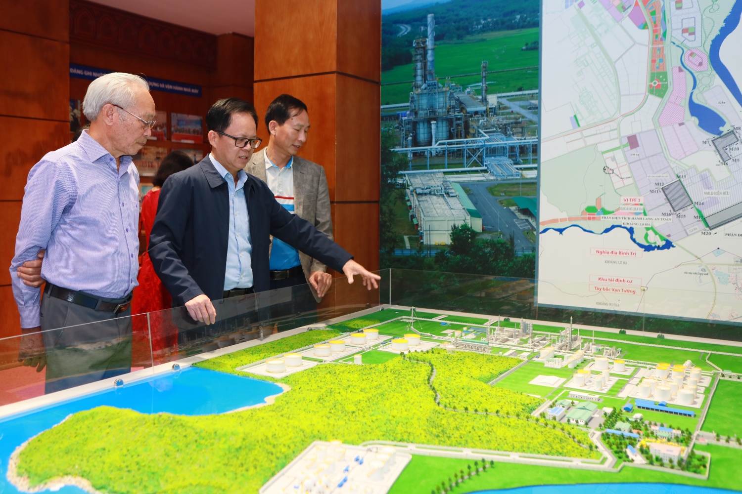 Hành trình của bản lĩnh và trí tuệ Việt Nam