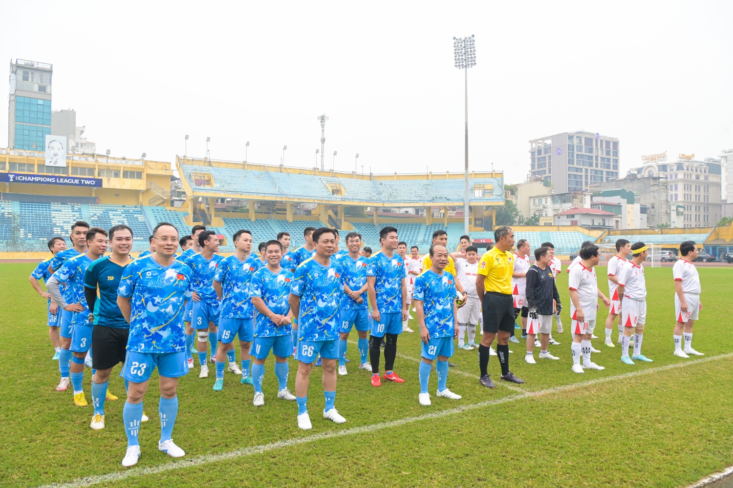 Giao hữu bóng đá Petrovietnam – Quốc hội: Rèn luyện thể thao, lan tỏa tinh thần đoàn kết
