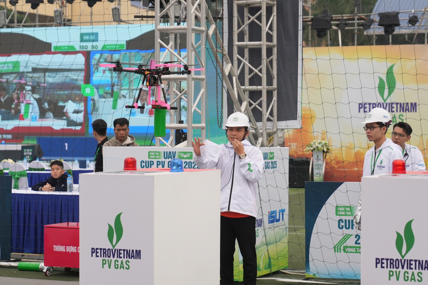 Tôn vinh tài năng trẻ, mở ra “vùng trời” sáng tạo mới