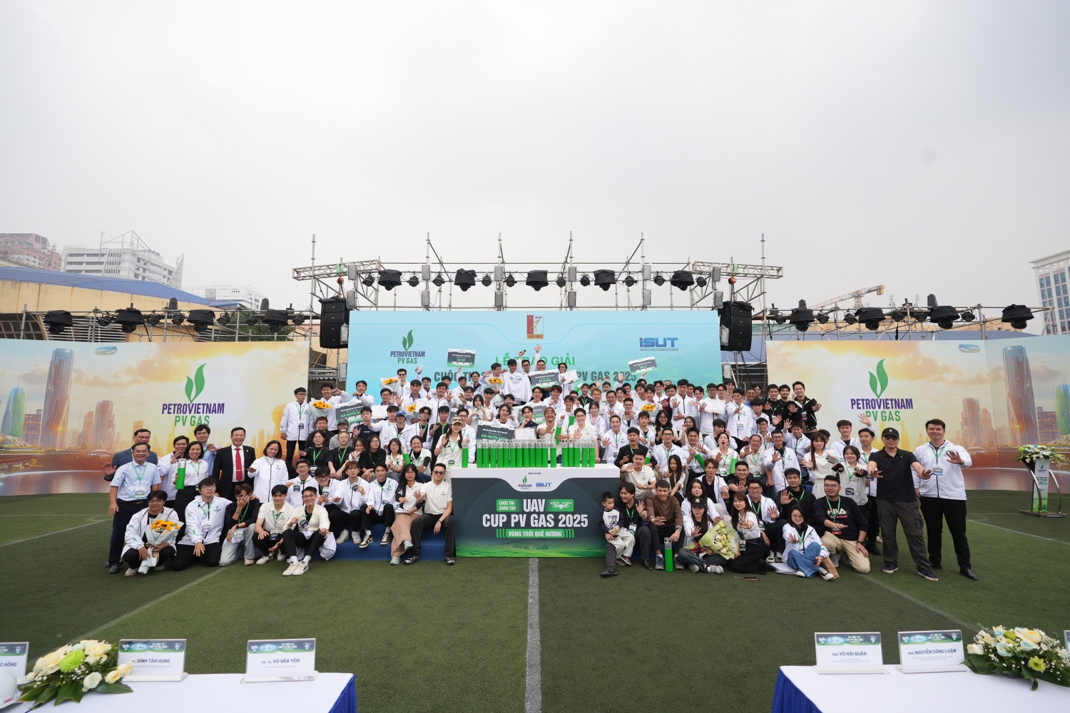 Tôn vinh tài năng trẻ, mở ra “vùng trời” sáng tạo mới