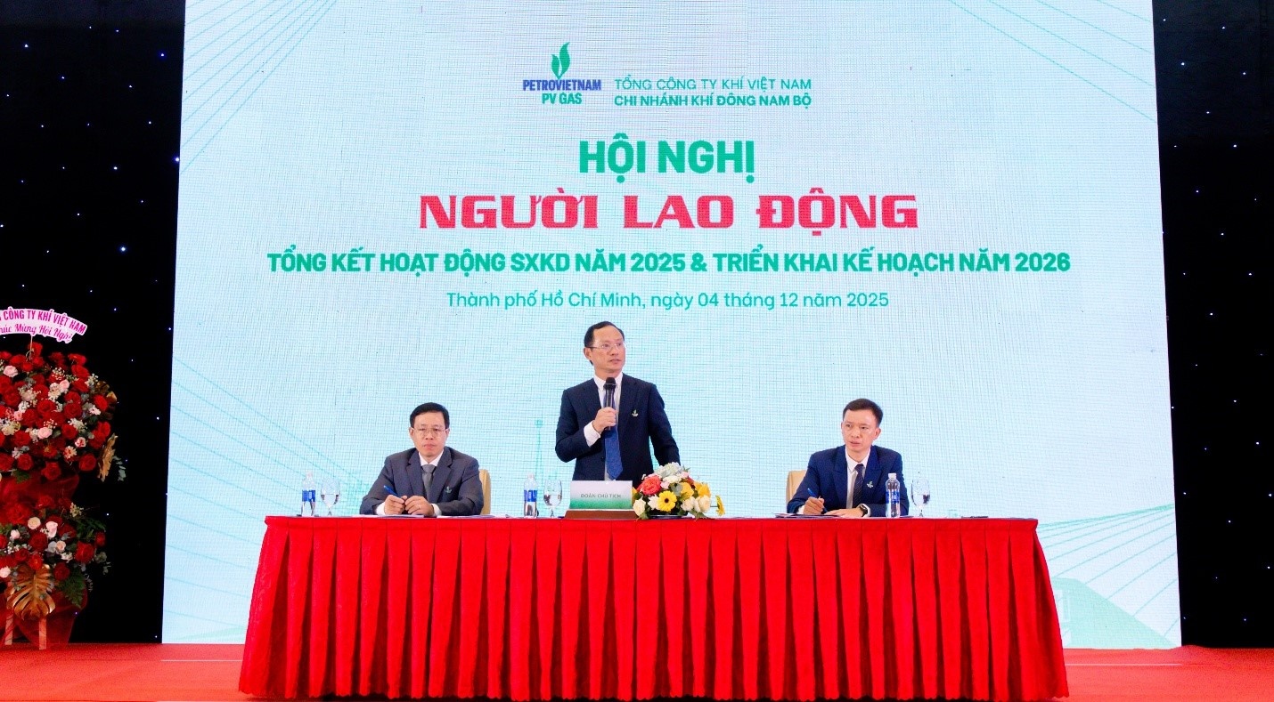 Đoàn Chủ tịch điều hành Hội nghị tại Chi nhánh KĐN