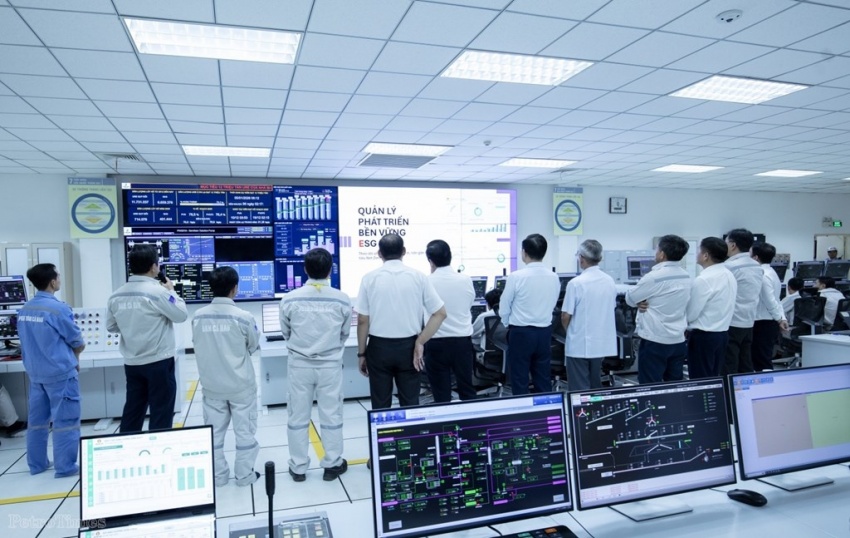 Nhà máy thông minh đầu tiên của Petrovietnam: Dấu ấn đậm nét chuyển đổi số