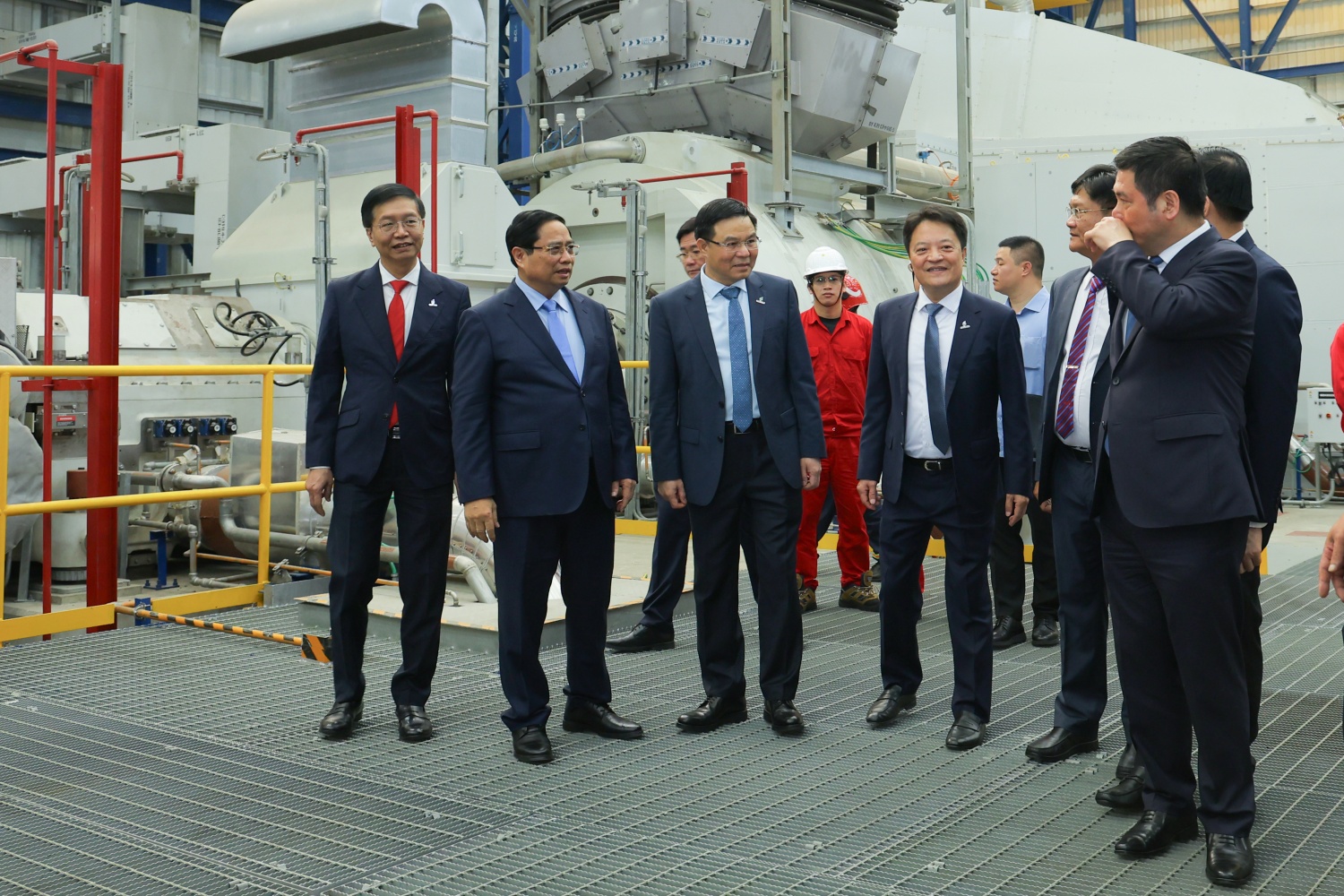 [Chùm ảnh] Thủ tướng Phạm Minh Chính dự lễ khánh thành Nhà máy điện khí LNG Nhơn Trạch 3 và Nhơn Trạch 4