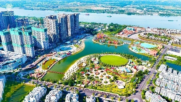 Giá trung tâm đạt đỉnh, giới đầu tư đổ về khu Đông săn cơ hội sở hữu bất động sản “chân sóng”
