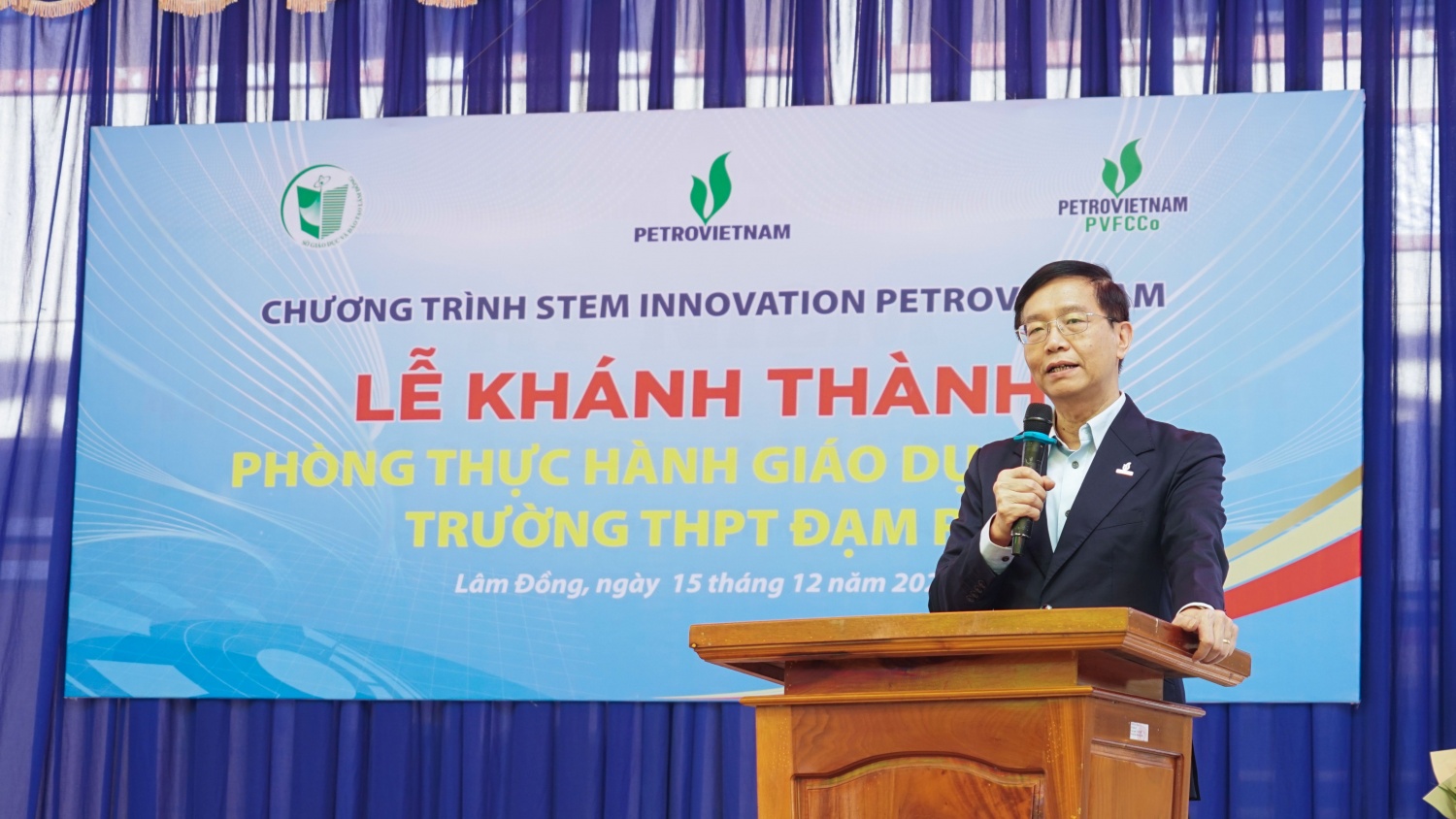 Phòng STEM Innovation Petrovietnam tại Trường THPT Đạm Ri: 
Tiếp sức sáng tạo - nghiên cứu khoa học