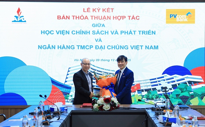 PVcomBank và Học viện Chính sách và Phát triển ký thỏa thuận hợp tác toàn diện, hỗ trợ phát triển nguồn nhân lực chất lượng cao
