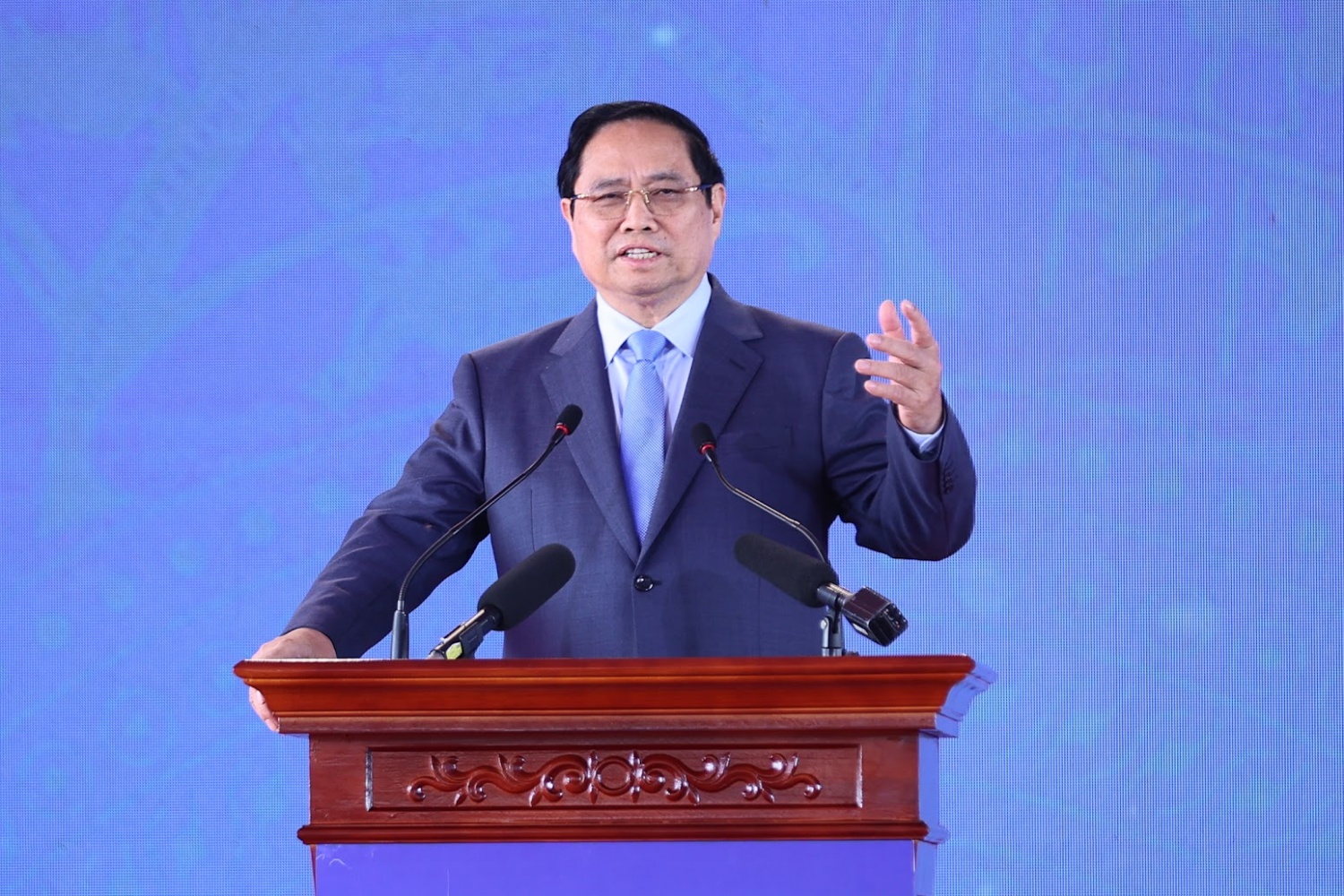 Đồng loạt khởi công, khánh thành 234 dự án, công trình lớn chào mừng Đại hội XIV của Đảng Đồng loạt khởi công, khánh thành 234 dự án, công trình lớn chào mừng Đại hội XIV của Đảng