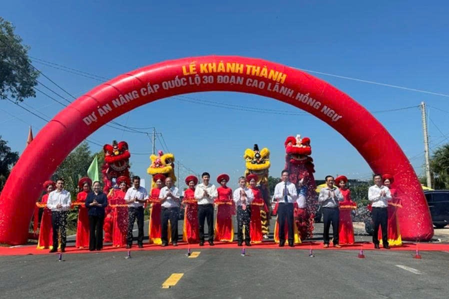 Đồng loạt khởi công, khánh thành 234 dự án, công trình lớn chào mừng Đại hội XIV của Đảng Đồng loạt khởi công, khánh thành 234 dự án, công trình lớn chào mừng Đại hội XIV của Đảng