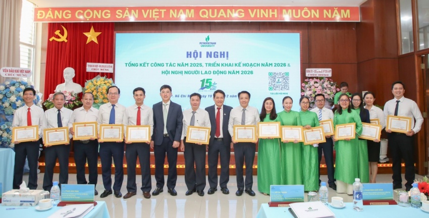 PVU khẳng định vị thế trong đào tạo và nghiên cứu khoa học PVU khẳng định vị thế trong đào tạo và nghiên cứu khoa học
