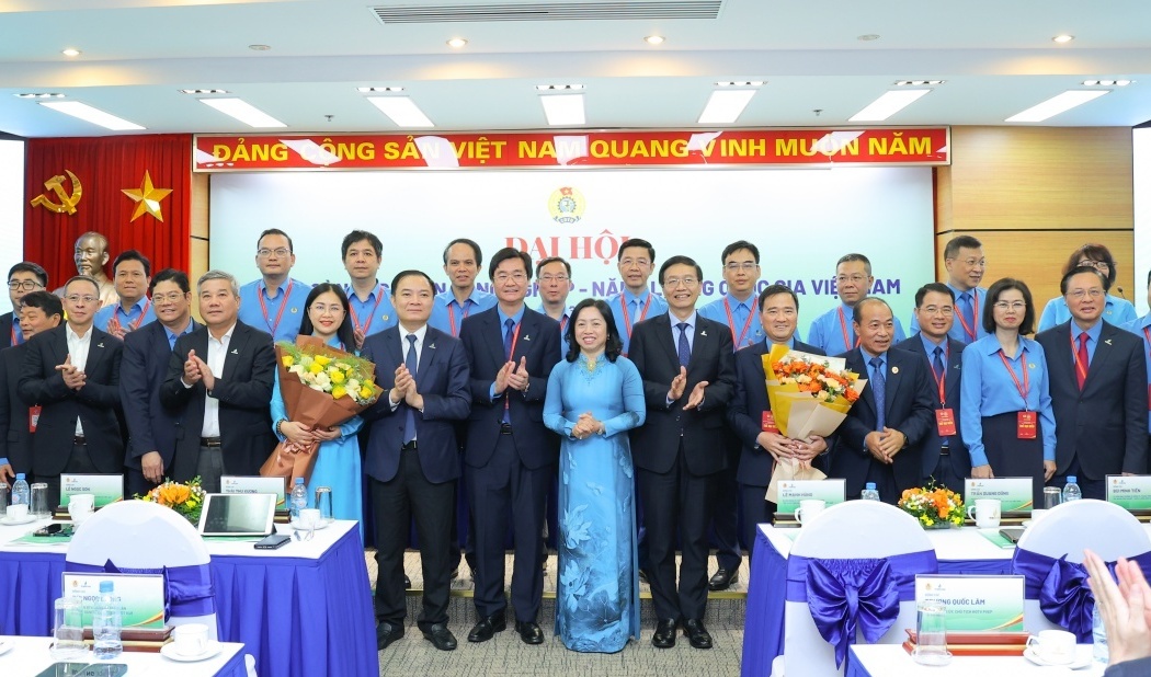 Giữ lửa truyền thống, xây dựng Công đoàn Petrovietnam vững mạnh đồng hành cùng NLĐ phát triển trong kỷ nguyên mới