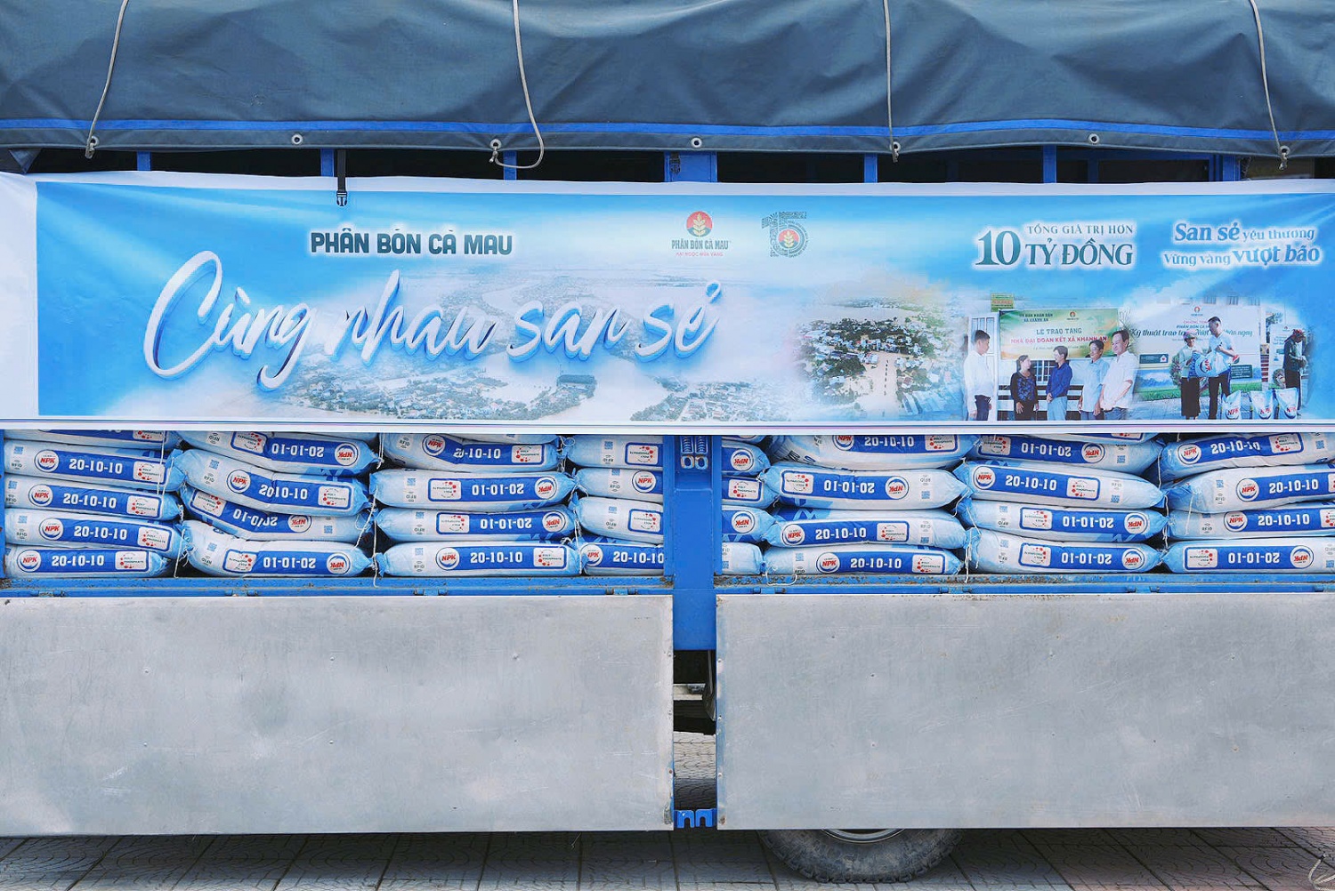 Phân bón Cà Mau đồng hành cùng Kim Trà (Huế) hồi phục sau 4 đợt ngập lụt