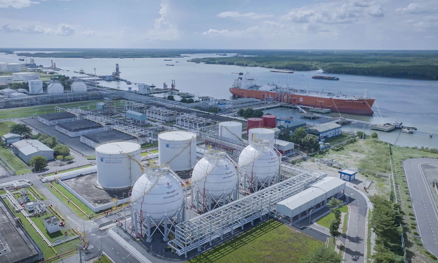 Petrovietnam hoàn thiện chuỗi khí - điện LNG khép kín: Nền tảng vững chắc cho an ninh năng lượng và chuyển dịch xanh