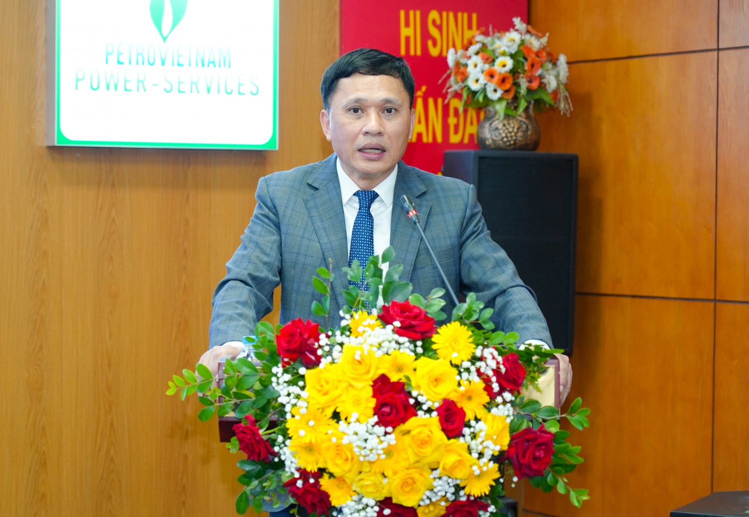 PV Power Sevices lấy sửa chữa thường xuyên làm nền tảng phát triển dịch vụ kỹ thuật ra ngoài ngành PV Power Sevices lấy sửa chữa thường xuyên làm nền tảng phát triển dịch vụ kỹ thuật ra ngoài ngành