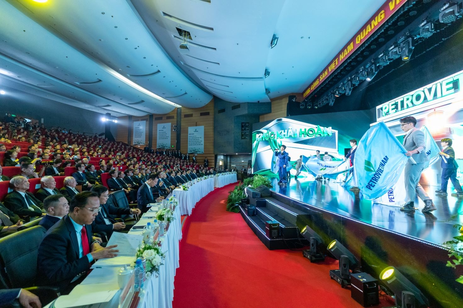 Petrovietnam hoàn thành xuất sắc kế hoạch 2025, thiết lập kỷ lục mới, sẵn sàng cho giai đoạn 2026-2030