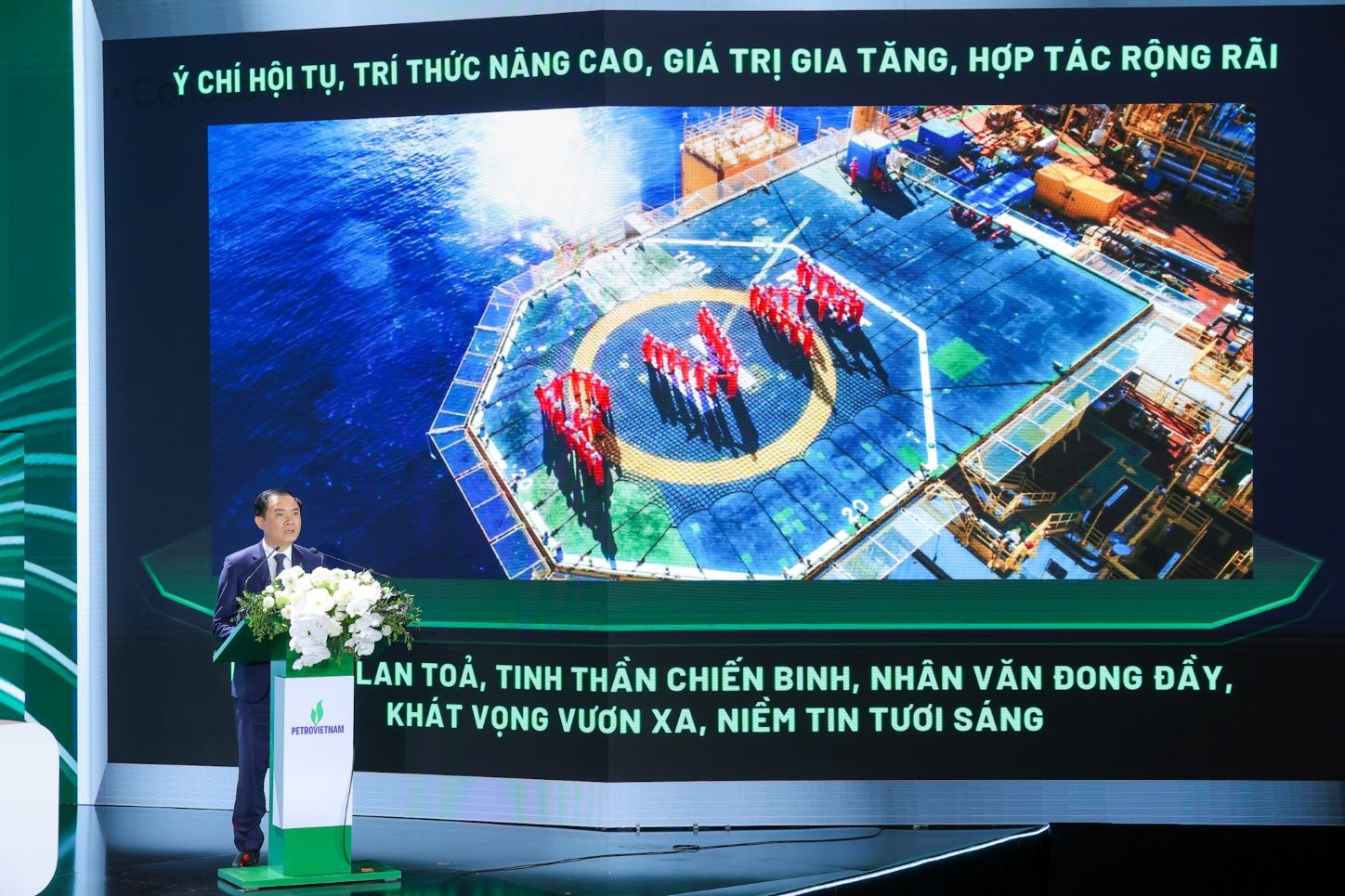 Thủ tướng Phạm Minh Chính: Petrovietnam giữ vững niềm tự hào và bản lĩnh “chiến binh” trong giai đoạn mới