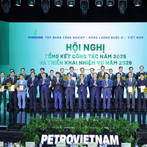 Vietsovpetro được vinh danh hiệu “Bản lĩnh vượt sóng” tại hội nghị tổng kết Petrovietnam 2025