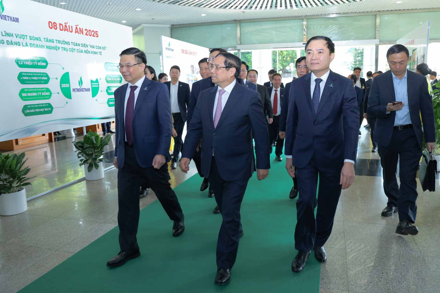 Một năm đầy thử thách và chặng đường mới của Petrovietnam