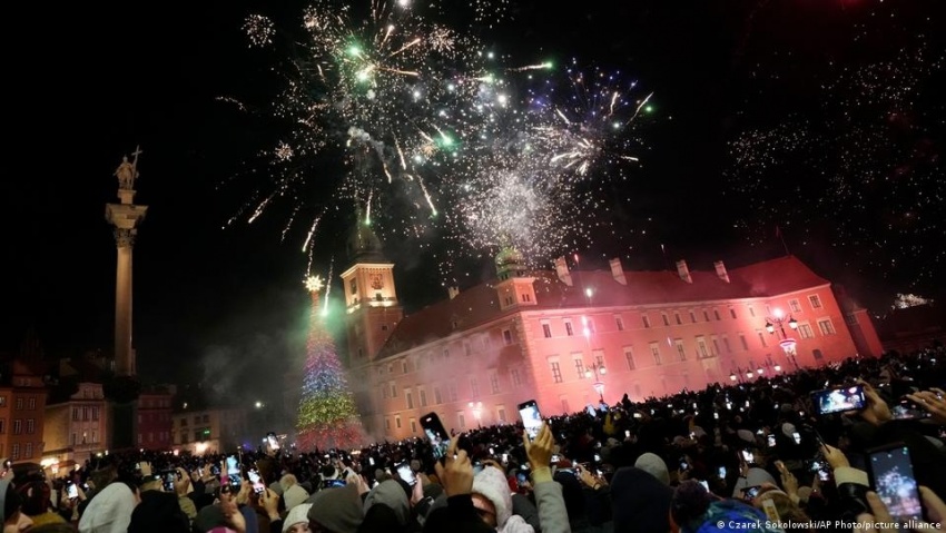 Thế giới rực rỡ trong khoảnh khắc bước sang năm 2026