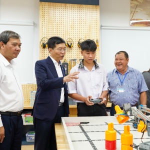 Khánh thành phòng STEM - Động lực đổi mới dạy và học tại Trường THPT Phạm Hùng (Vĩnh Long)