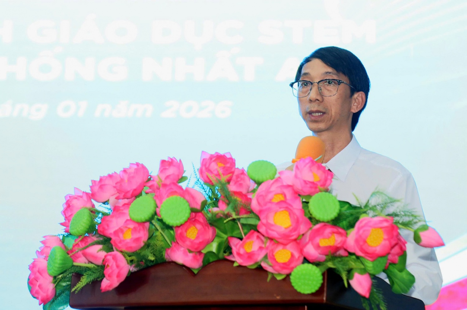 Ươm mầm tư duy khoa học và năng lực nghiên cứu cho học sinh ngay từ bậc phổ thông