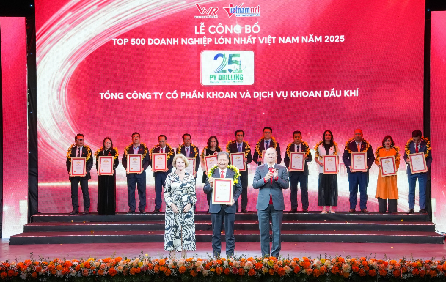 Petrovietnam khẳng định vị thế hàng đầu trong Top 500 Doanh nghiệp lớn nhất Việt Nam