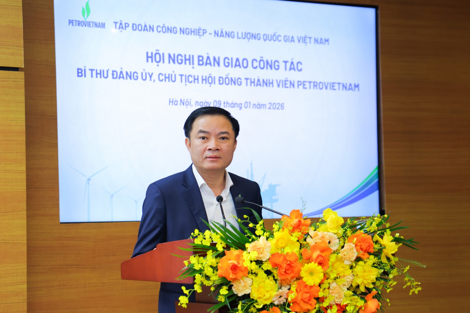 Petrovietnam tổ chức bàn giao chức vụ Bí thư Đảng ủy, Chủ tịch HĐTV