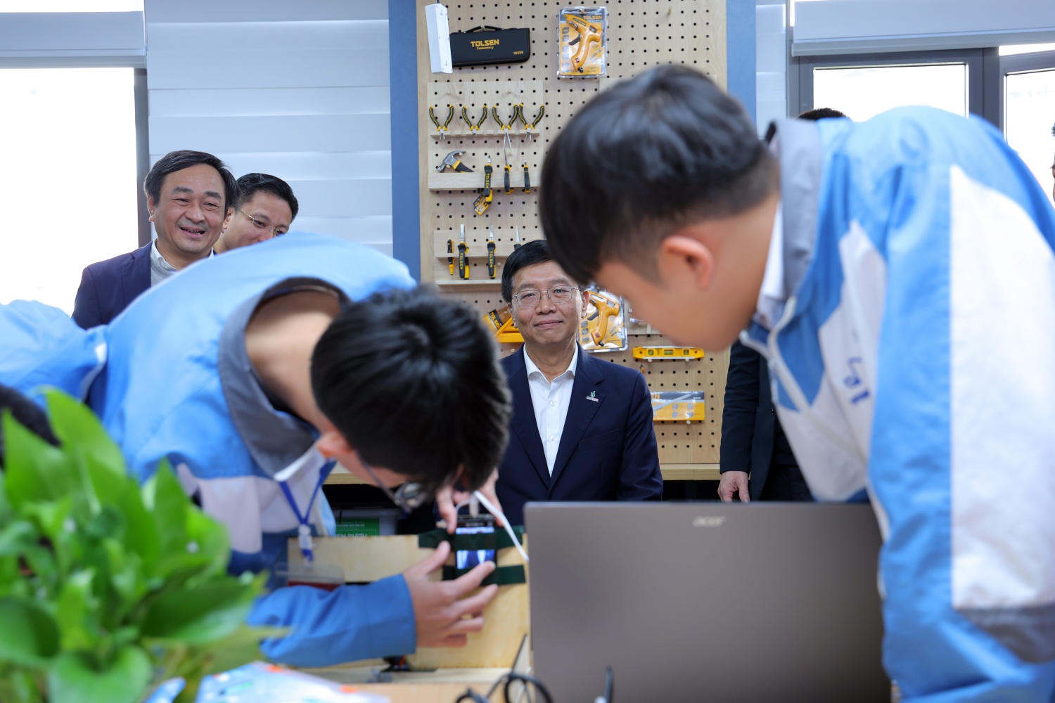 Lan tỏa không gian học tập khoa học – công nghệ hiện đại