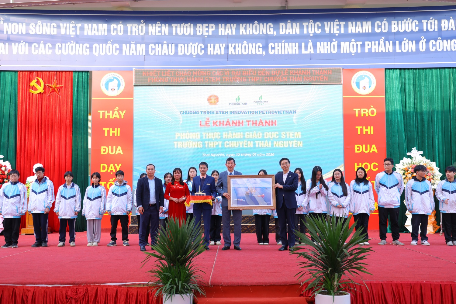Lan tỏa không gian học tập khoa học – công nghệ hiện đại