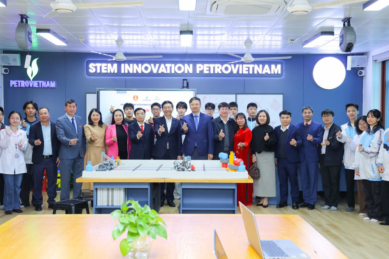 Lan tỏa không gian học tập khoa học – công nghệ hiện đại