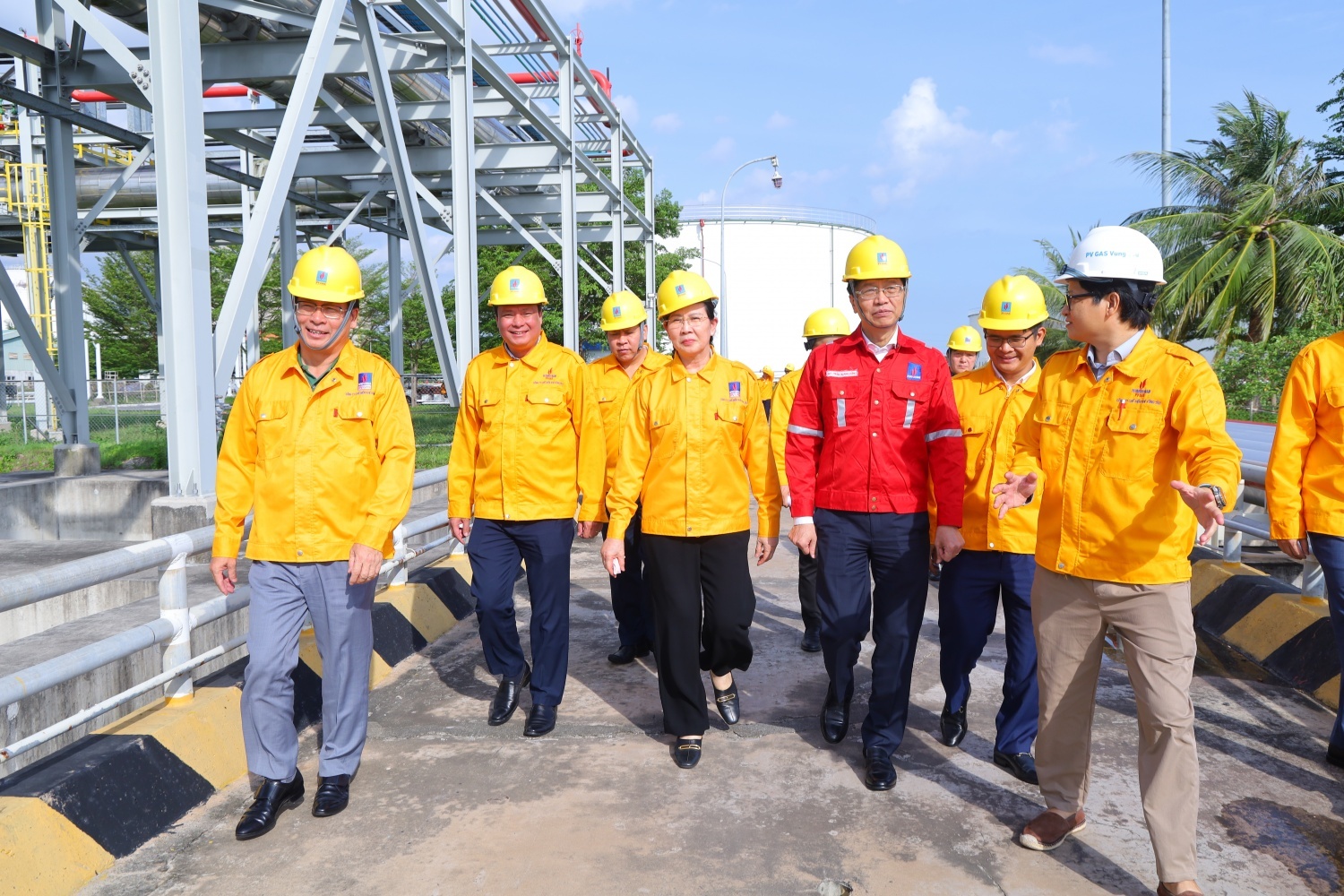 Khẳng định vai trò chủ đạo, tiên phong của kinh tế nhà nước