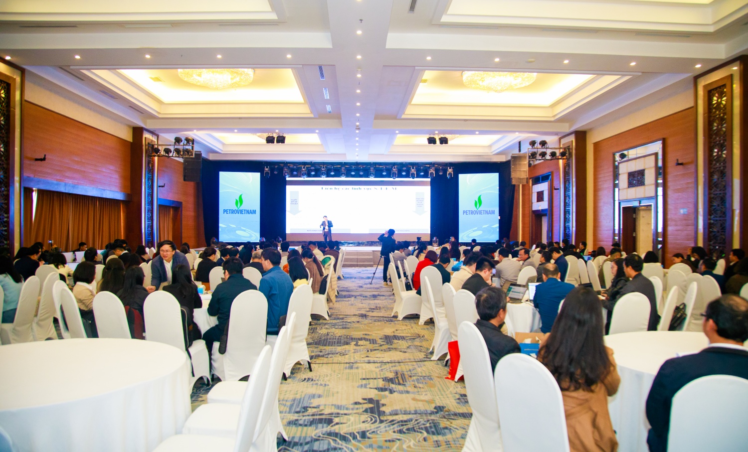 Khai thác hiệu quả, bền vững các phòng thực hành STEM