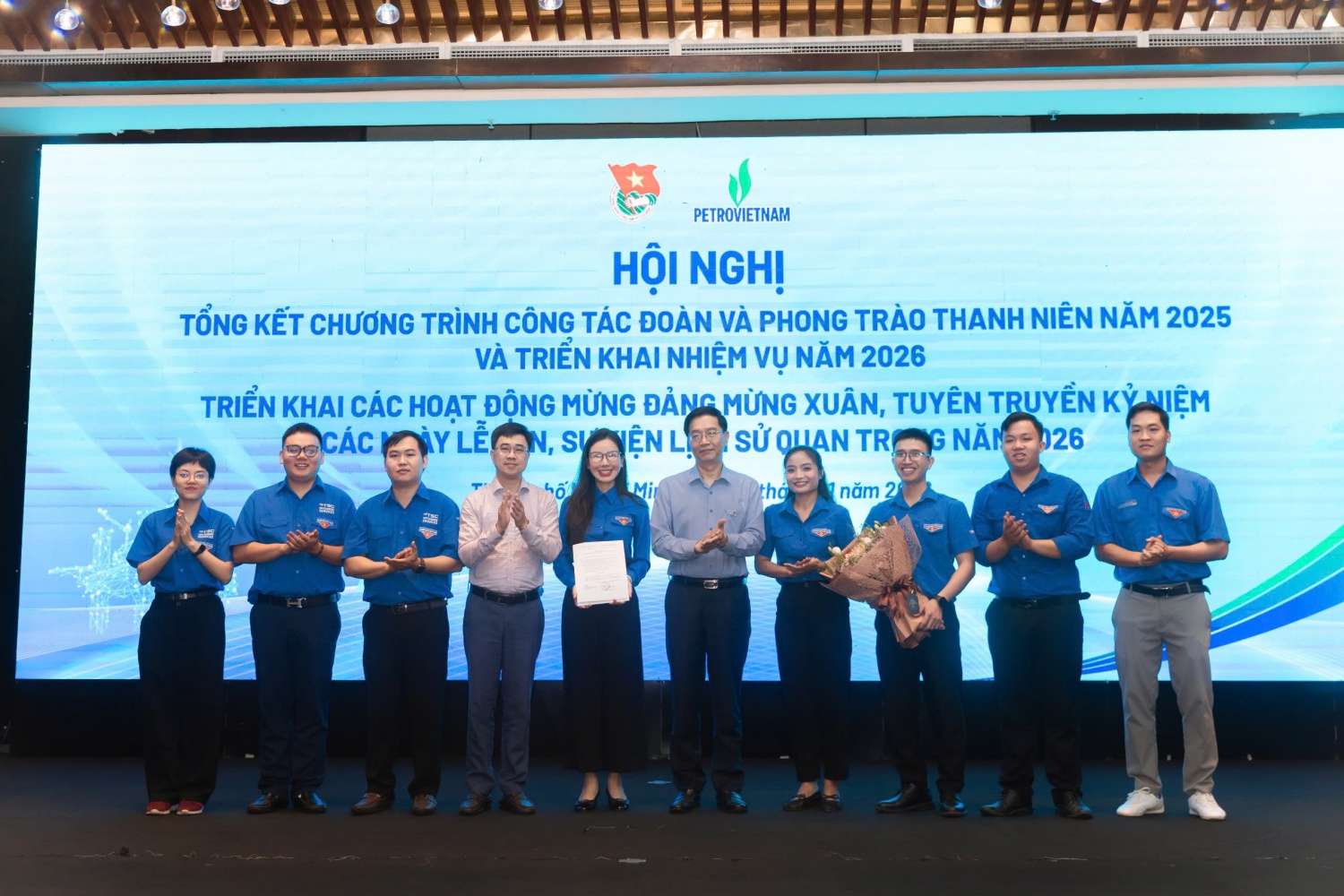 Tuổi trẻ Petrovietnam tự hào, vững tin theo Đảng trong giai đoạn phát triển mới Tuổi trẻ Petrovietnam tự hào, vững tin theo Đảng trong giai đoạn phát triển mới