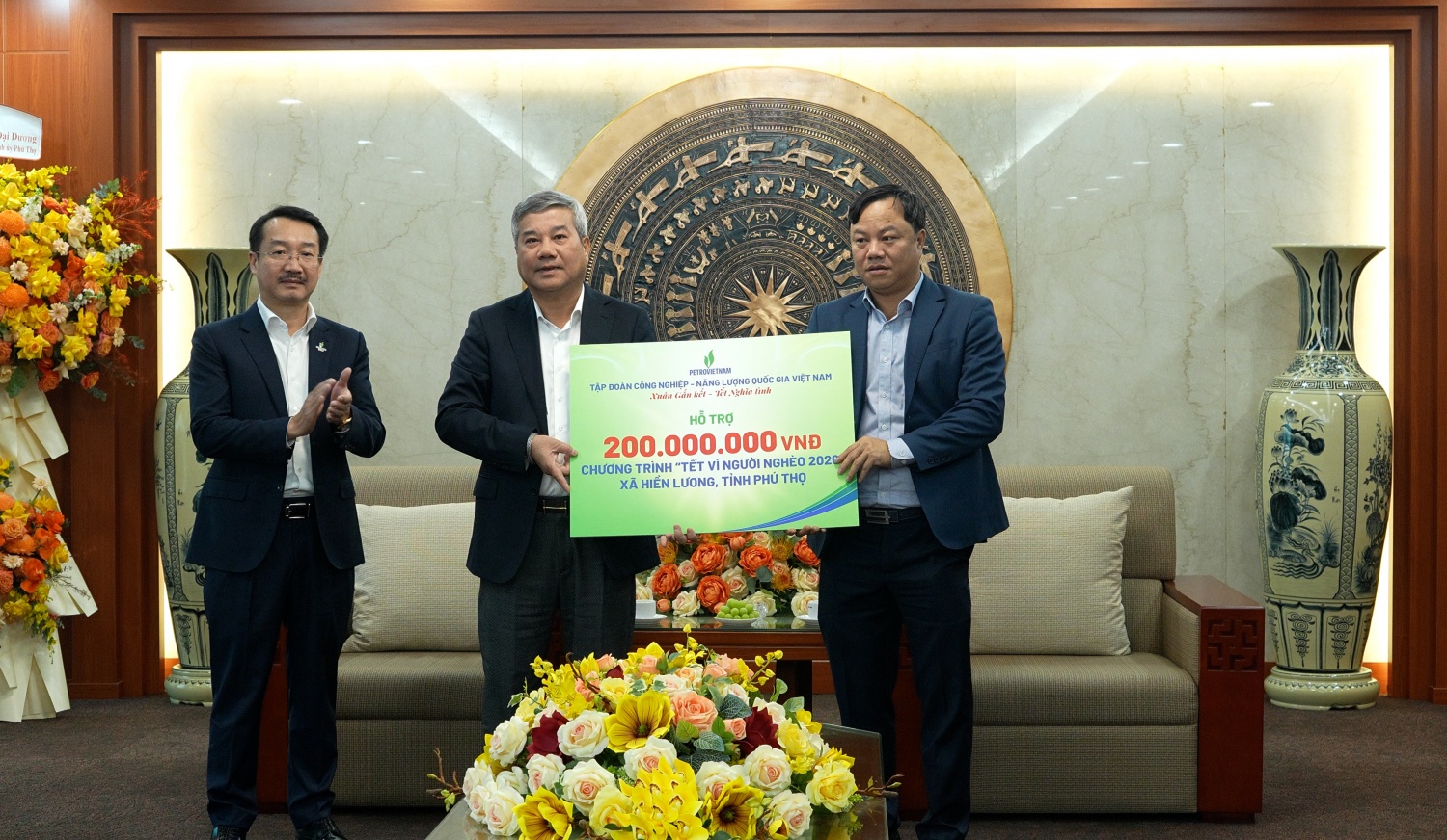 Lan tỏa nghĩa tình Petrovietnam qua chương trình “Tết vì Người nghèo”