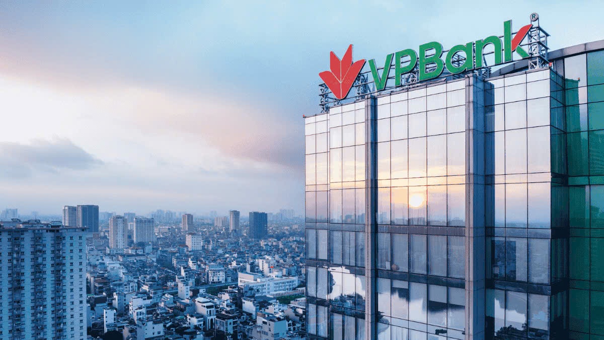 VPBank lập kỷ lục lợi nhuận 30.600 tỷ đồng năm 2025, tăng trưởng 53% VPBank lập kỷ lục lợi nhuận 30.600 tỷ đồng năm 2025, tăng trưởng 53%