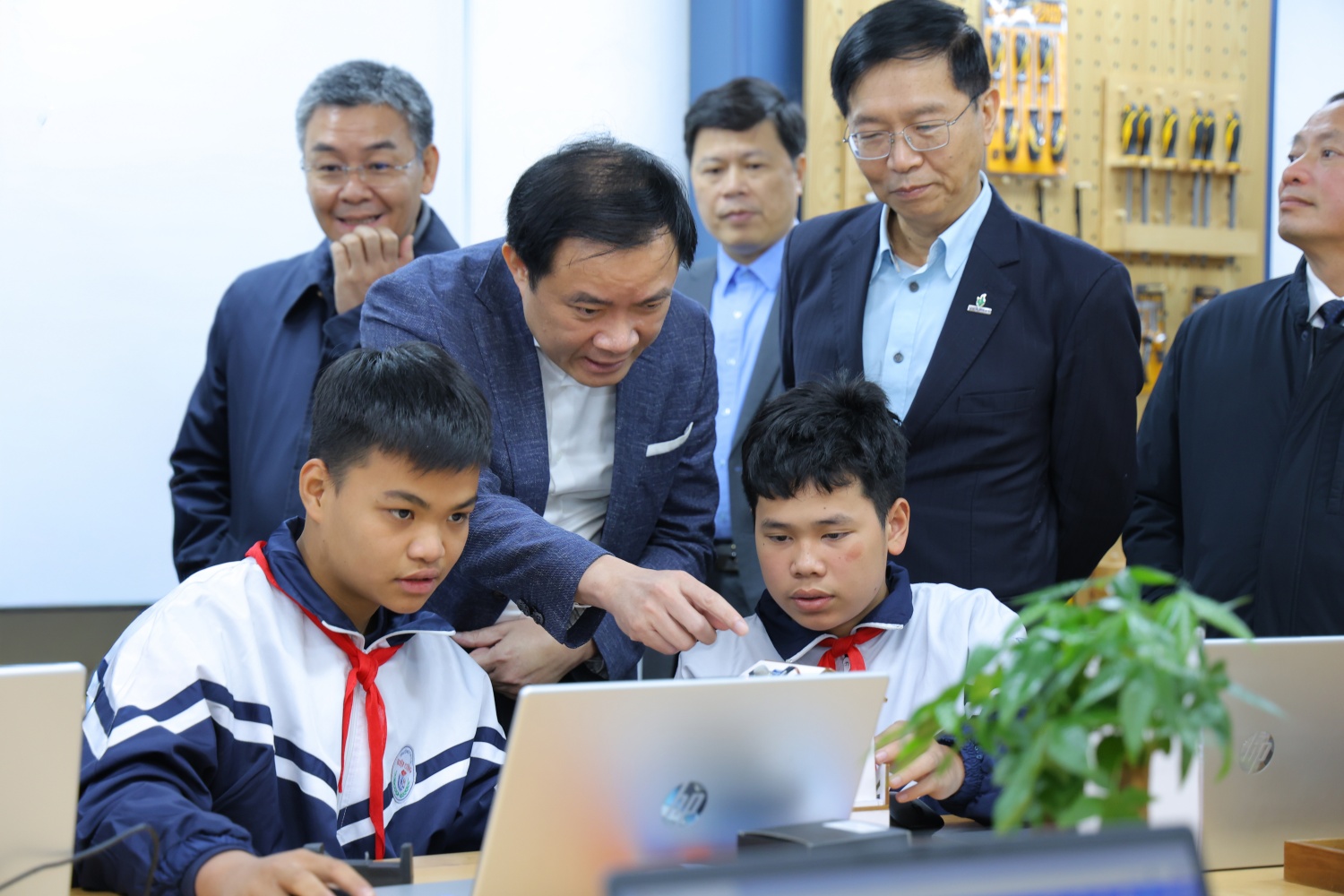 Petrovietnam đồng hành cùng nhân dân xã Hiệp Cường đón Xuân gắn kết   Tết nghĩa tình