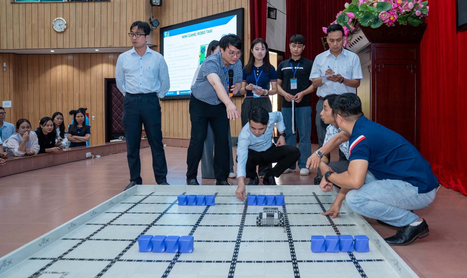 Nâng cao kiến thức, kỹ năng triển khai giáo dục STEM cho giáo viên khu vực Nam Bộ