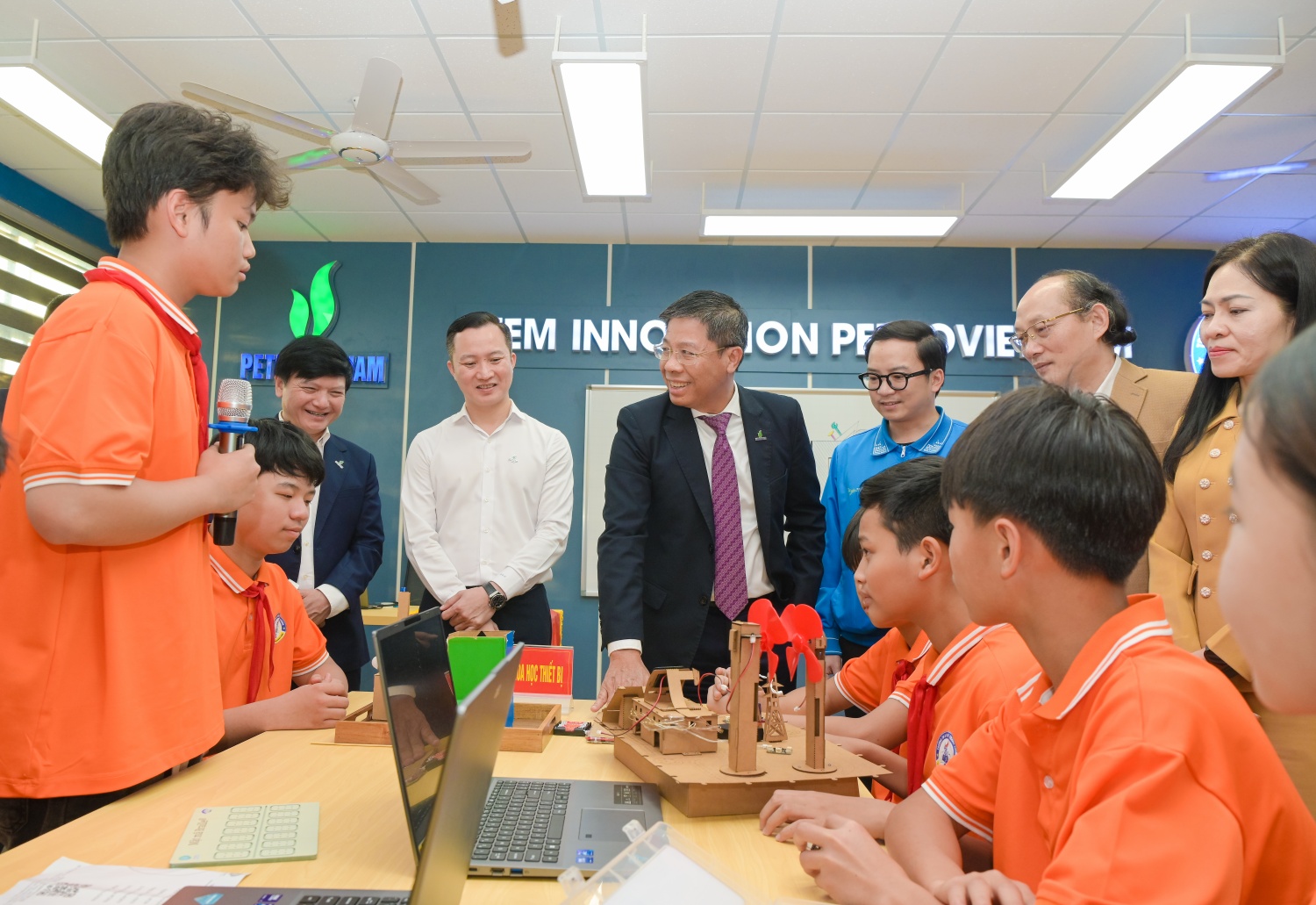 Petrovietnam lan tỏa nghĩa tình Xuân tại Sơn La và Điện Biên