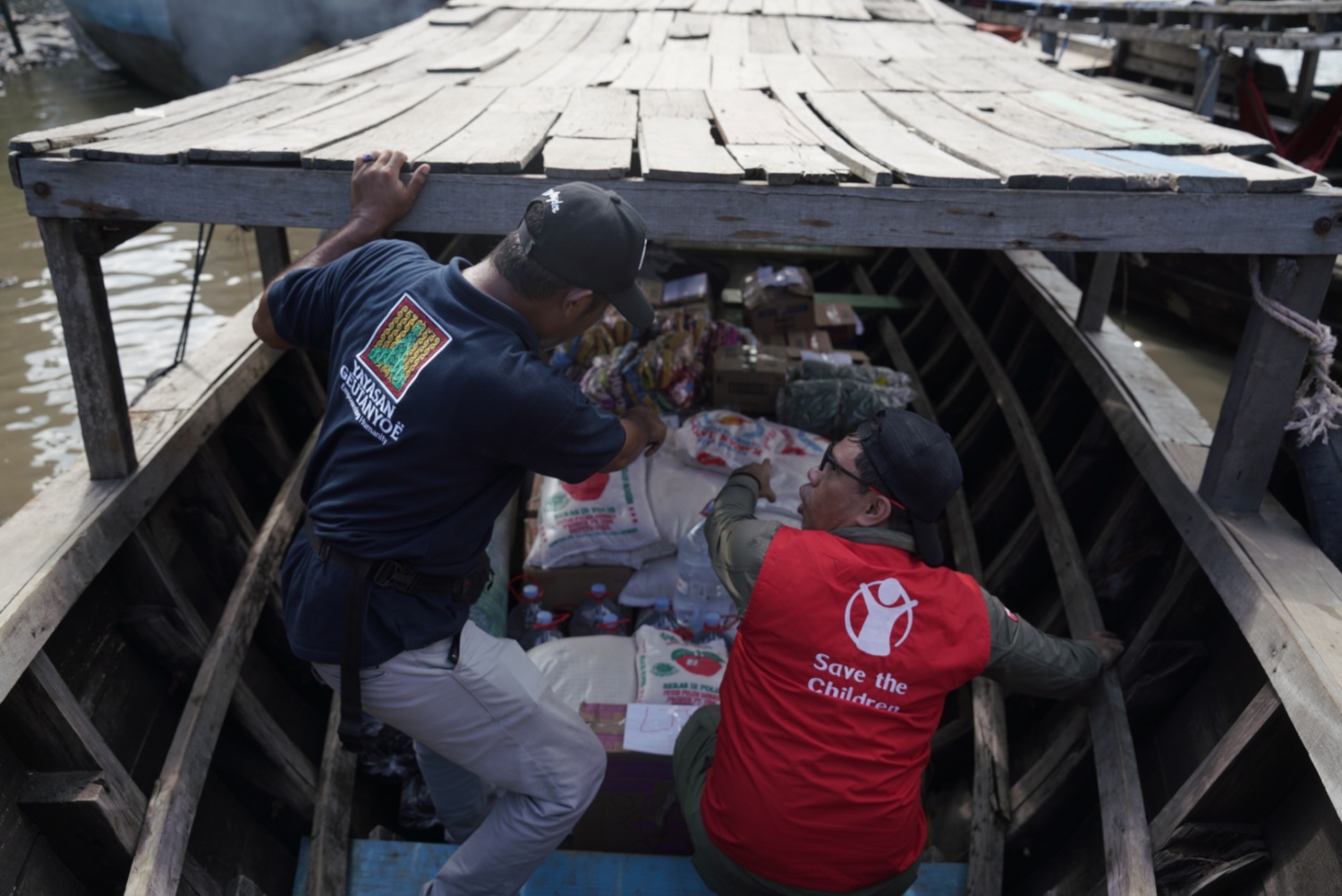 Quỹ GE Vernova Foundation tài trợ 200.000 USD hỗ trợ phục hồi sau lũ lụt tại Việt Nam và Indonesia