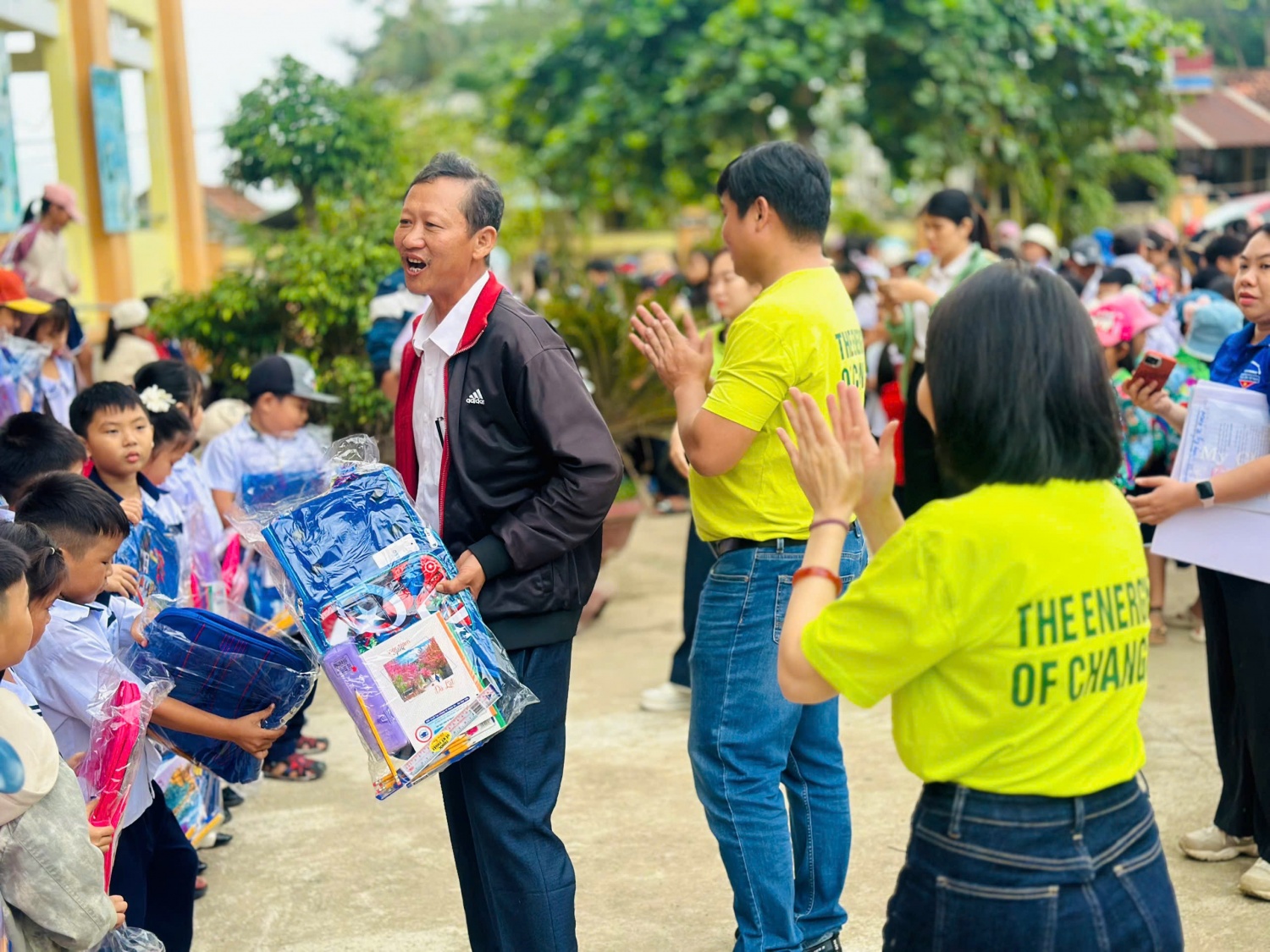 Quỹ GE Vernova Foundation tài trợ 200.000 USD hỗ trợ phục hồi sau lũ lụt tại Việt Nam và Indonesia