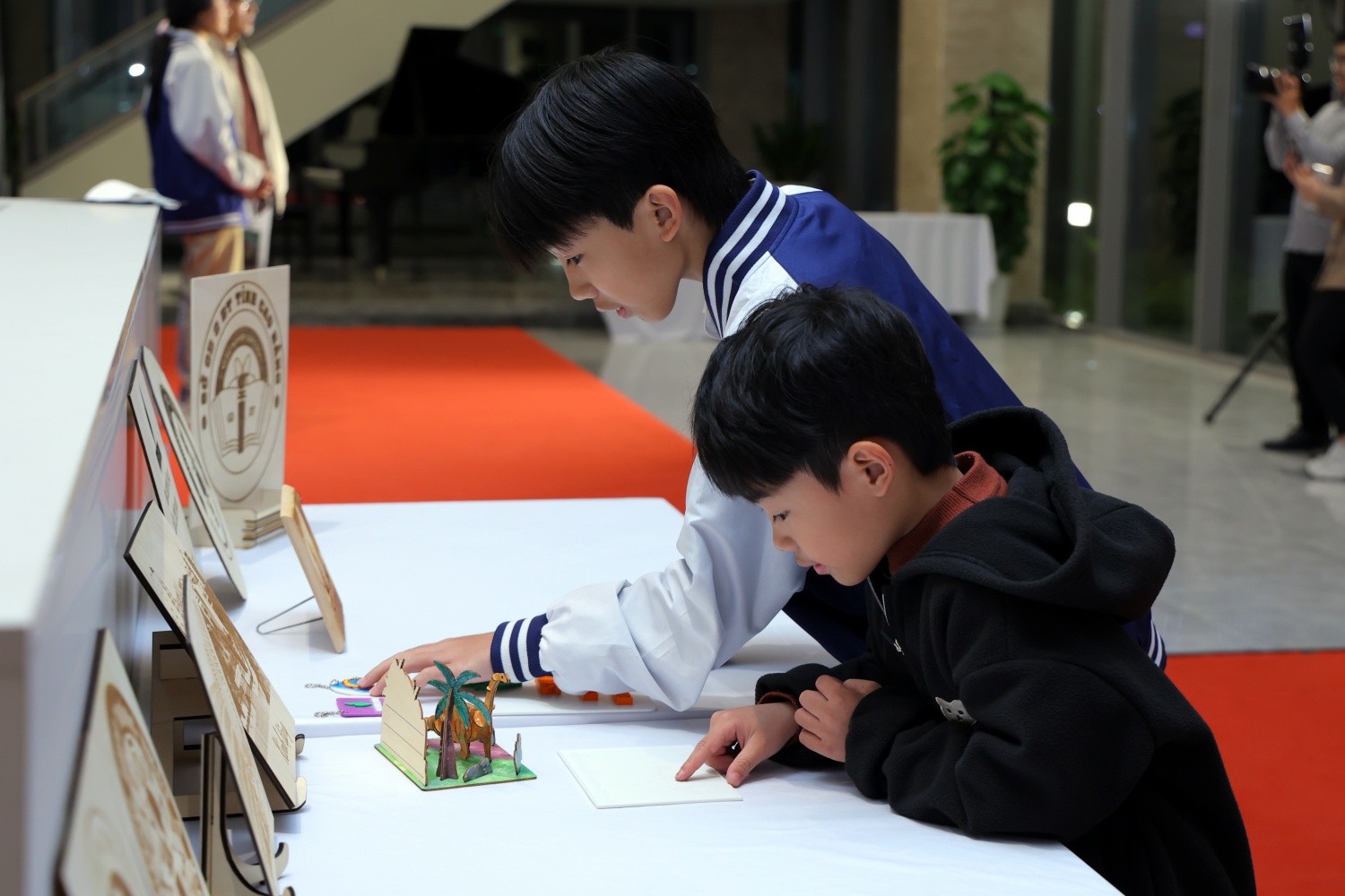 [Chùm ảnh] Mạch nguồn tri thức - STEM Innovation Petrovietnam