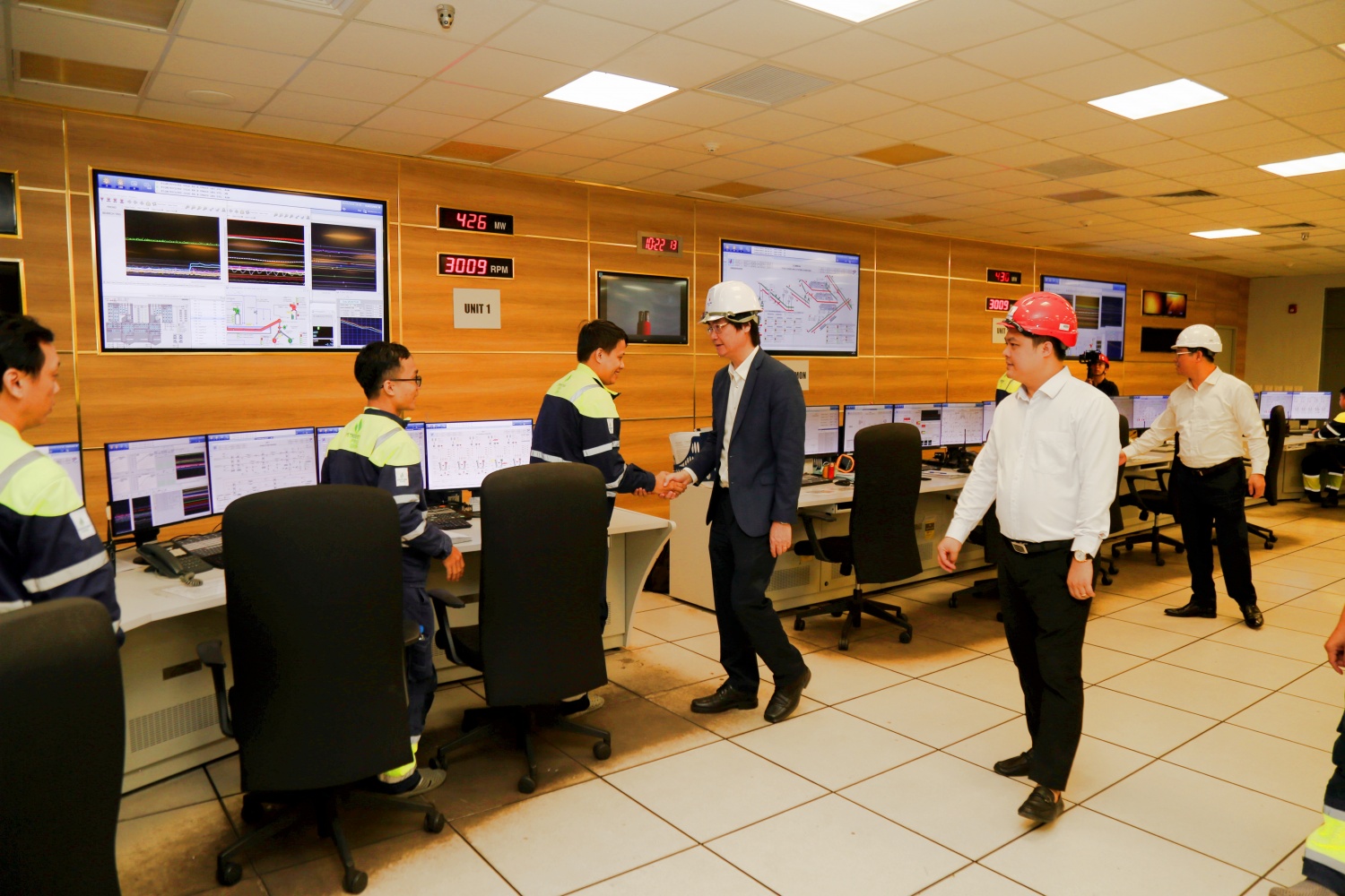 Công đoàn Petrovietnam động viên, chúc Tết người lao động NMNĐ Sông Hậu 1