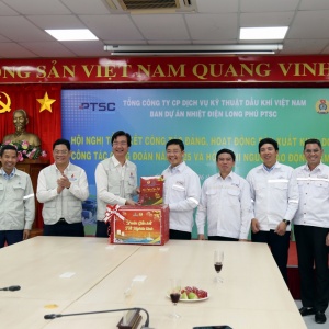 Công đoàn Petrovietnam chúc Tết người lao động PTSC Long Phú