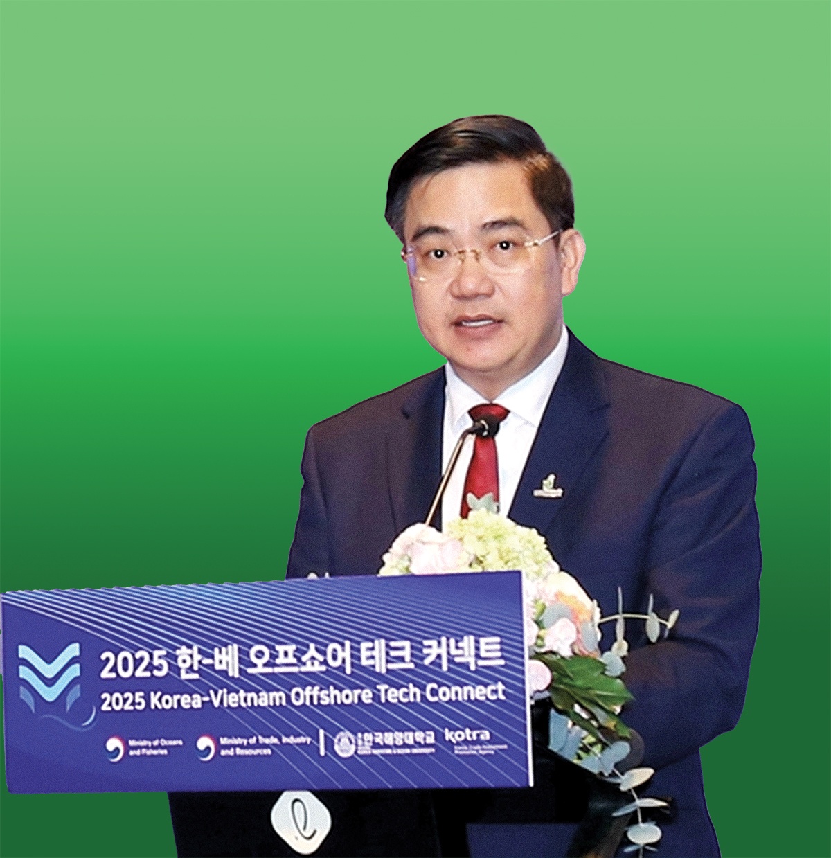 Con người và công nghệ là nền tảng phát triển