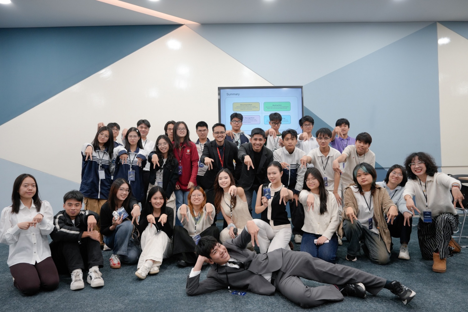 Tăng cường thực hành, ứng dụng công nghệ và tư duy giải quyết vấn đề cùng thanh thiếu niên